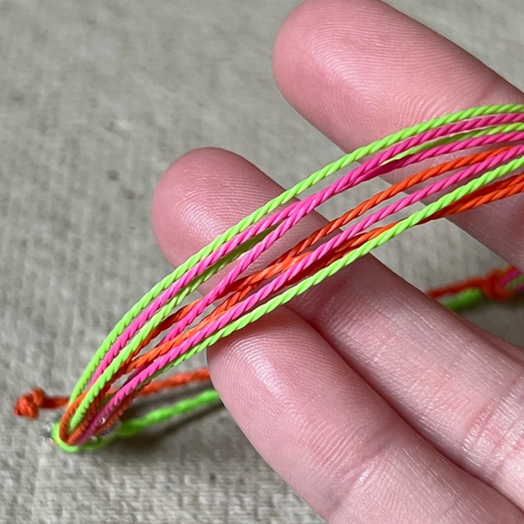 ‘Neon Shell’ Bracelet - Picture 3 of 7